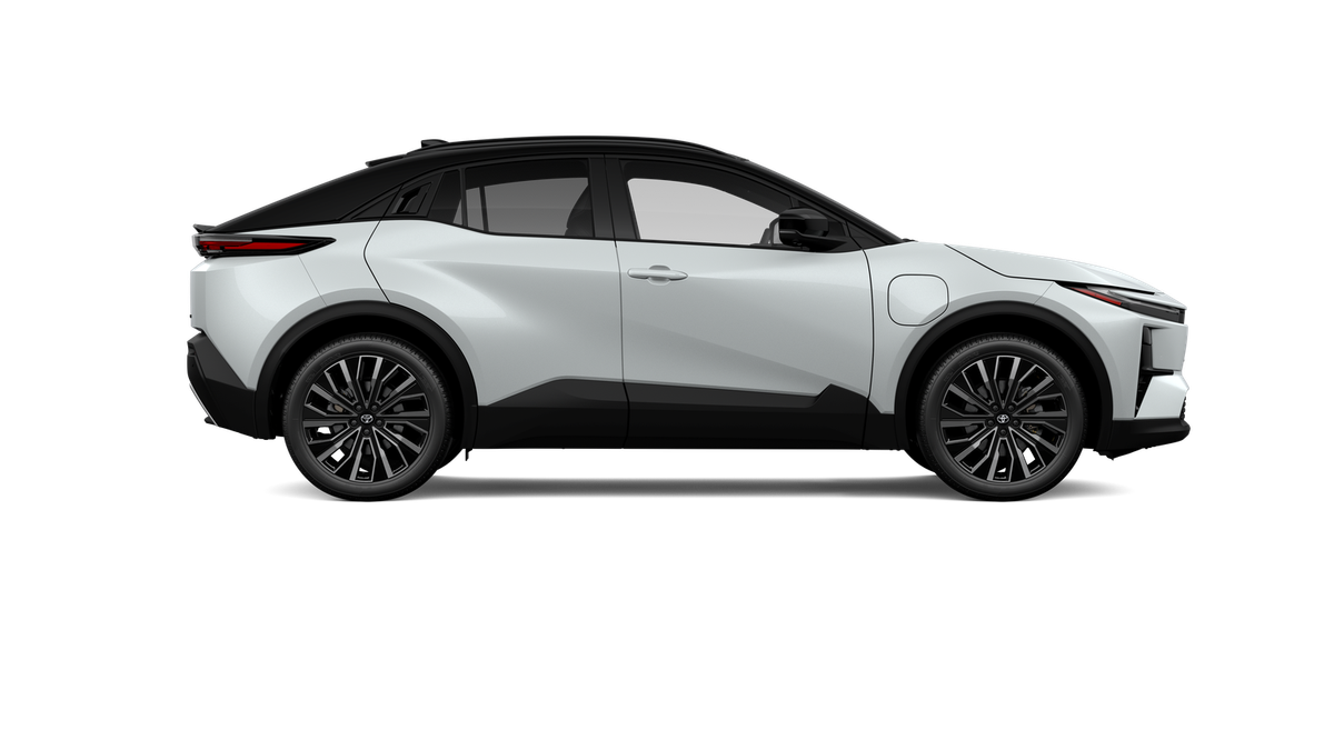 New 2026 Wind Chill Pearl with Midnight Black Metallic roof <sup>1</sup> Toyota  XSE image 14