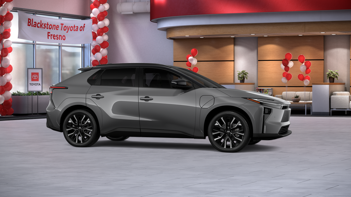 New 2026 Heavy Metal with Midnight Black Metallic roof <sup>1</sup> Toyota  Limited image 16