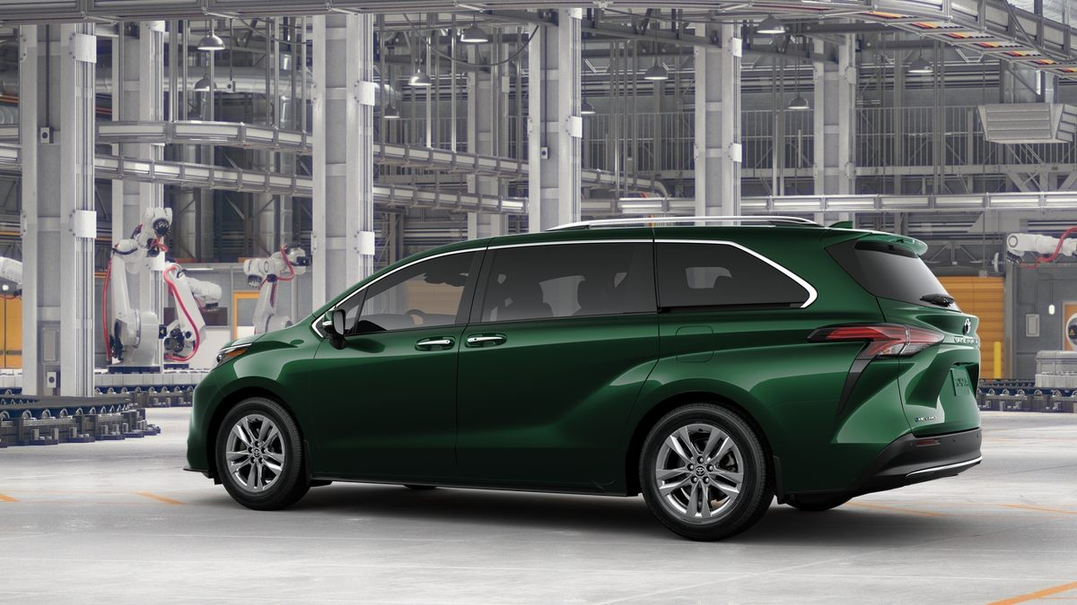 2025 Toyota Sienna Limited photo 7