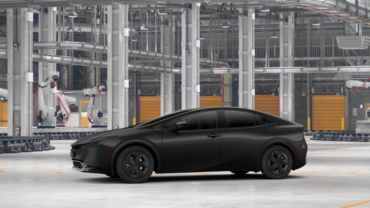 2026 Toyota Prius Plug-in Hybrid SE photo 3