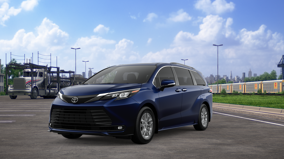 2026 Toyota Sienna XLE 7-Passenger FWD