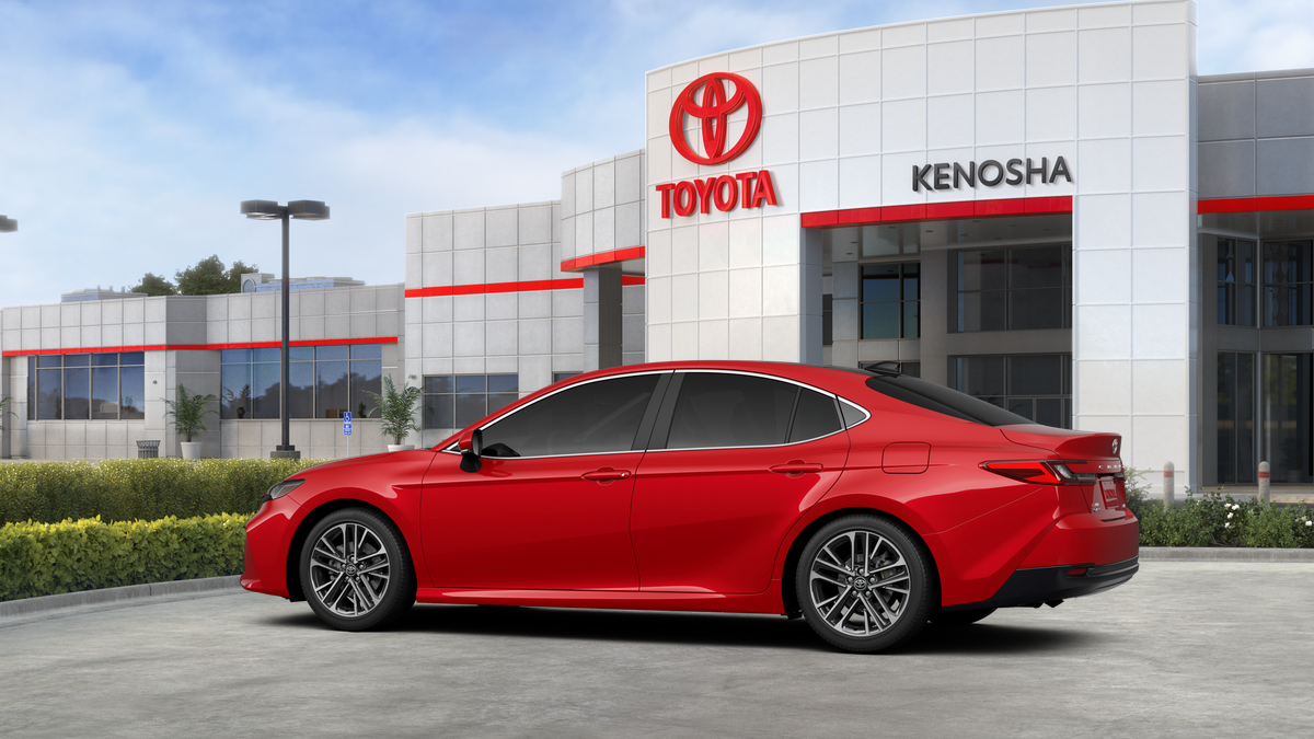 2026 Toyota Camry XLE photo 5