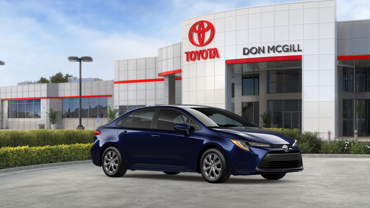 2026 Toyota Corolla LE photo 15