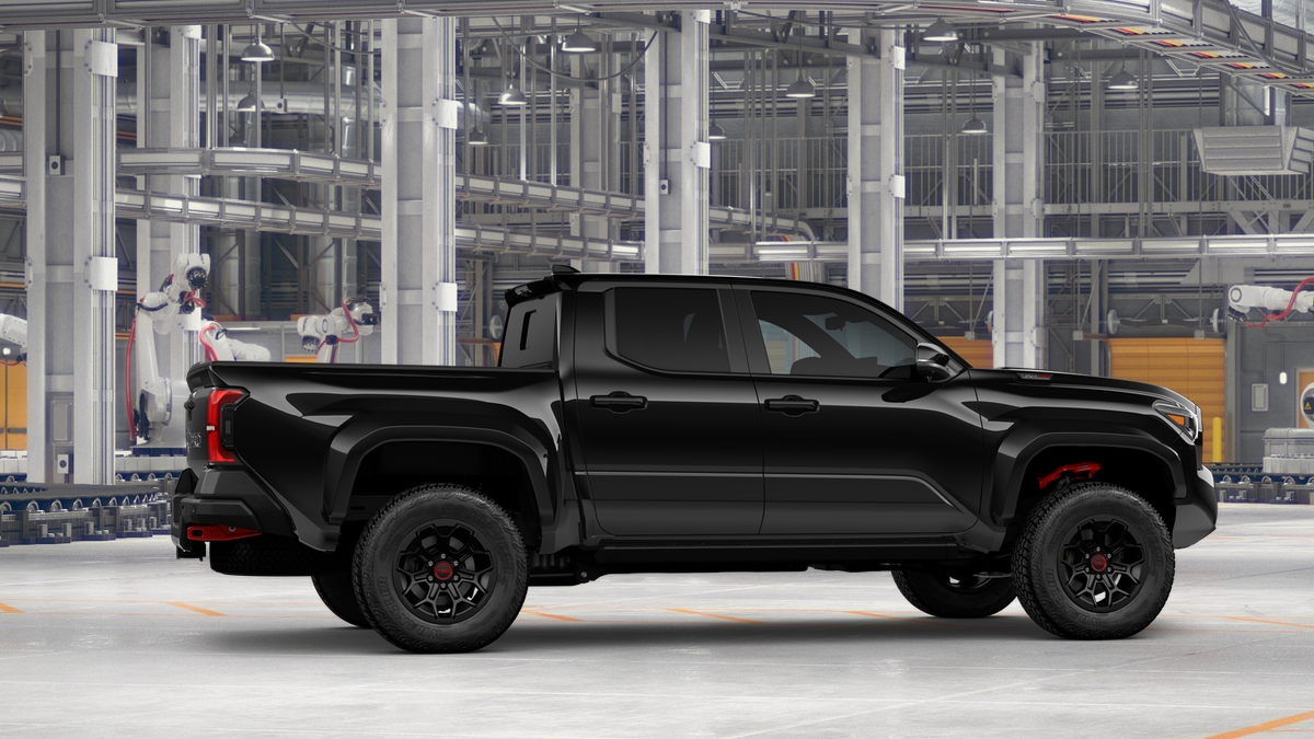 2025 Toyota Tacoma TRD Pro Double Cab photo 12