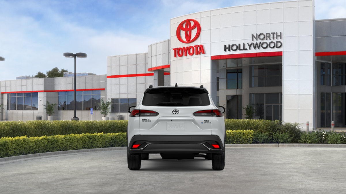 New Wind Chill Pearl/Jet Black 2026 Toyota Corolla Cross Hybrid