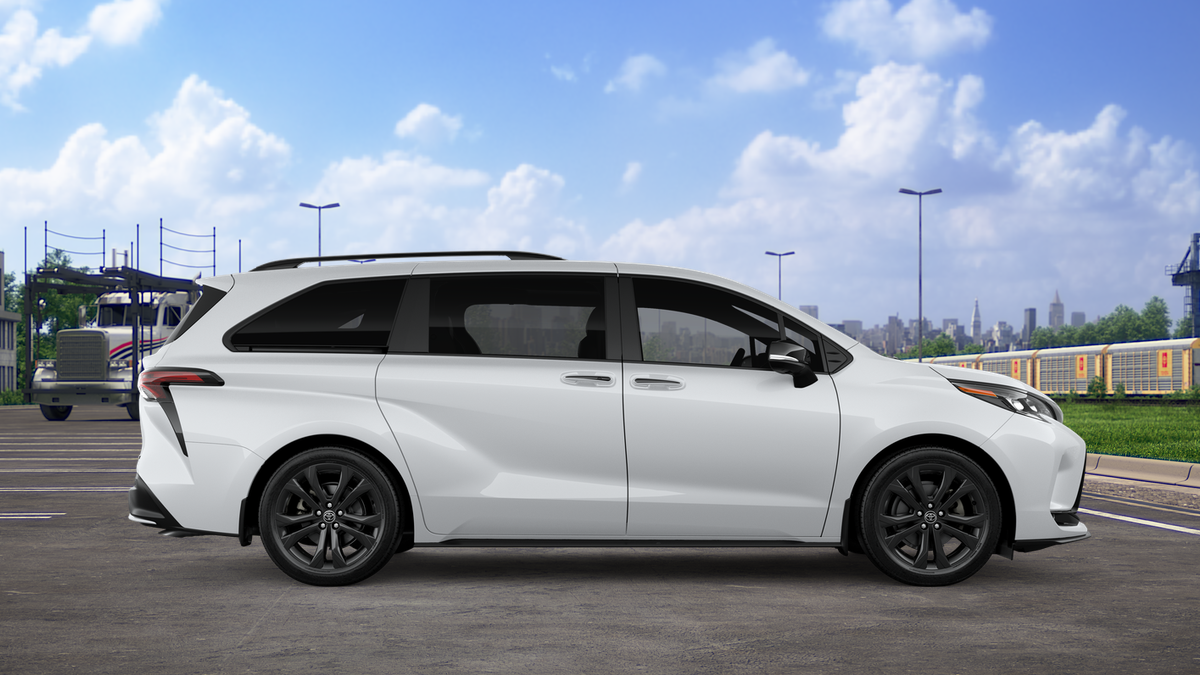 New 2026 Toyota Sienna Van