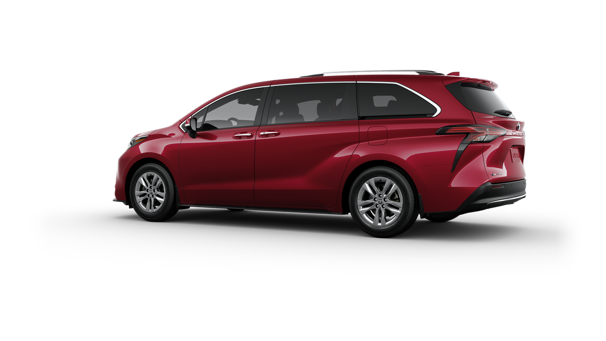 2025 Toyota Sienna Limited photo 4