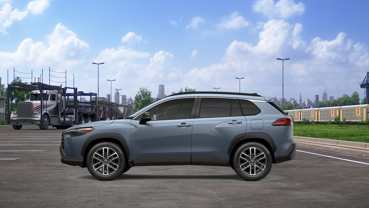 2026 Toyota Corolla Cross XLE photo 5