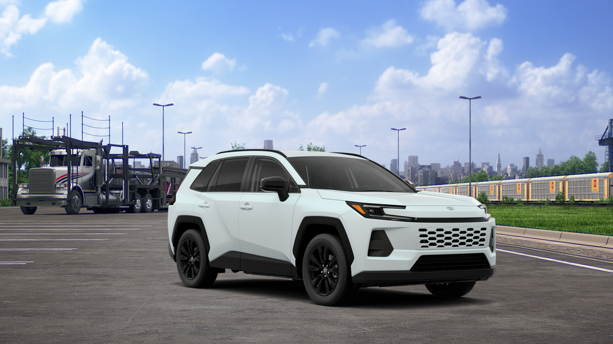 New 2026 Wind Chill Pearl <sup>1</sup> Toyota  XLE Premium image 17