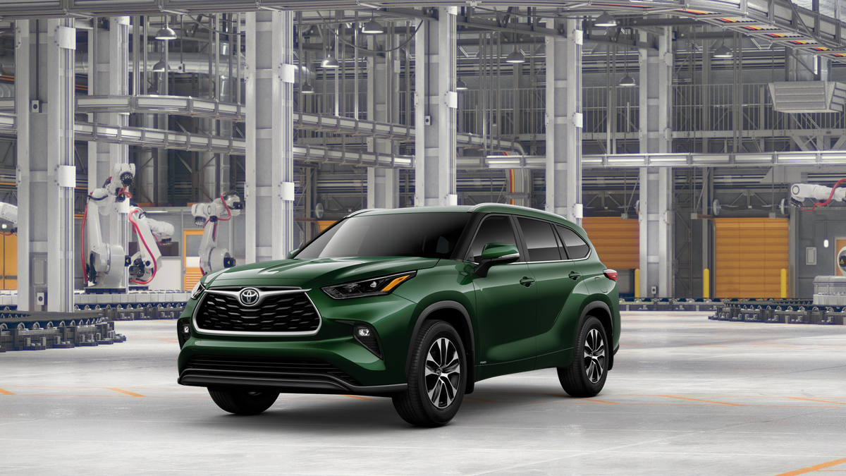 2025 Toyota Highlander Hybrid XLE