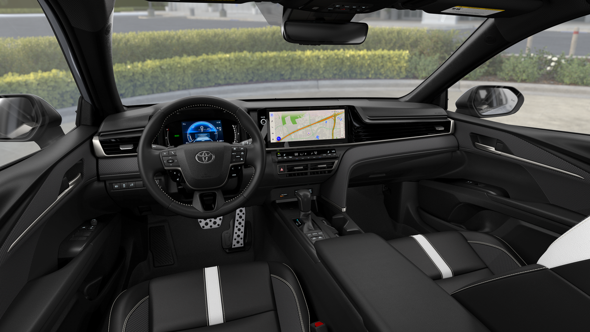 2025 Toyota Camry SE photo 20