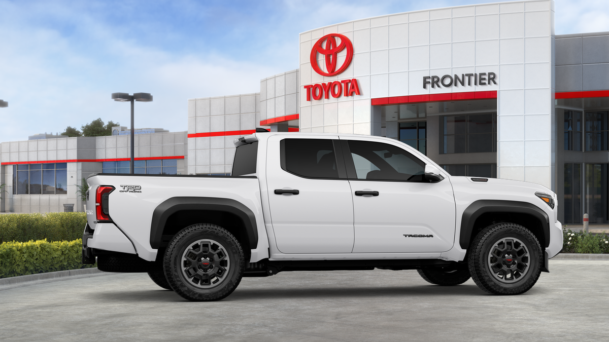 Tacoma TRD Off-Road i-FORCE MAX 2.4L 4-Cyl. Turbo Hybrid Powertrain 4-Wheel Drive 5-ft. bed Double Cab [11]
