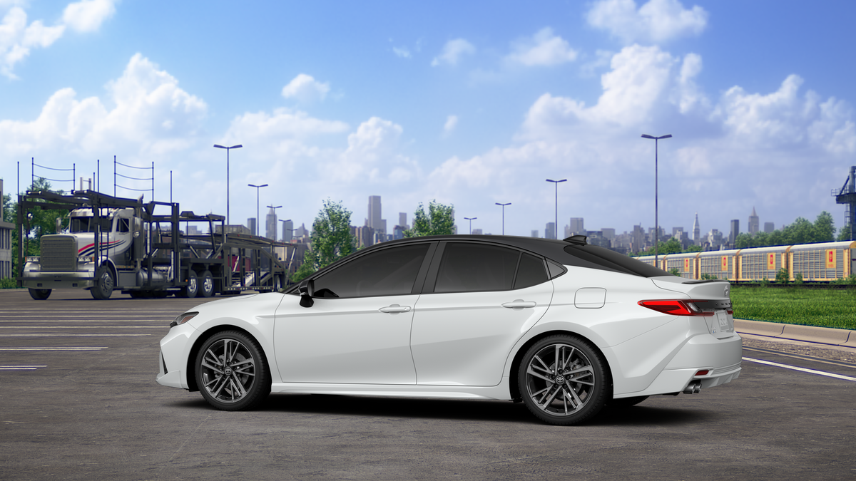 New 2026 Wind Chill Pearl with Midnight Black Metallic roof <sup>1</sup> Toyota  XSE AWD image 7