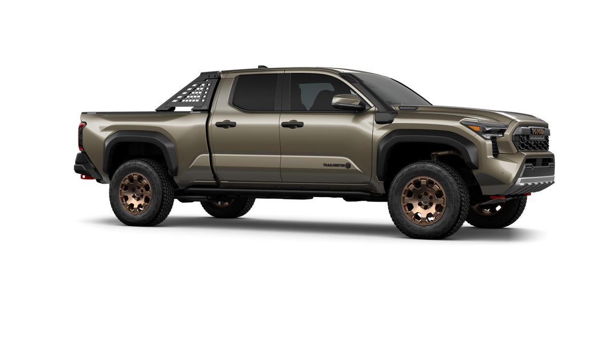 New 2026 Bronze Oxide Toyota Tacoma Trailhunter image 38