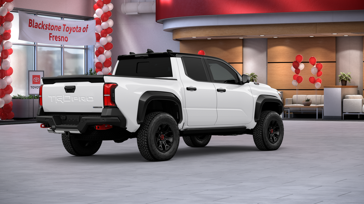 2025 Toyota Tacoma TRD Pro - Photo 13