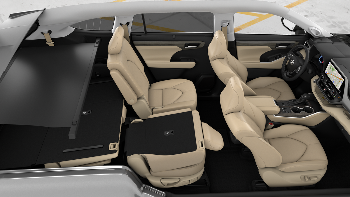 2025 Toyota Highlander Limited photo 18