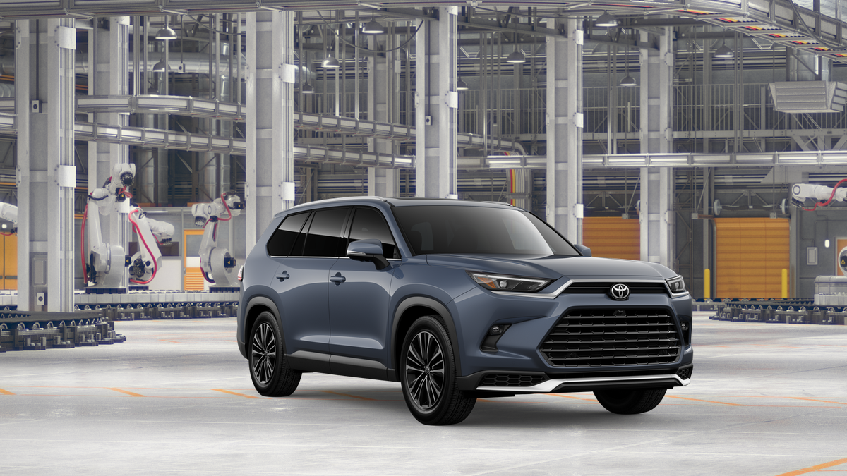 New 2026 Toyota Grand Highlander Hybrid SUV