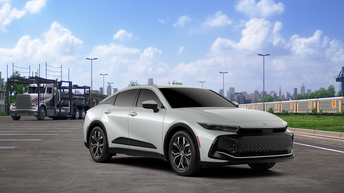 2026 Toyota Crown XLE photo 15