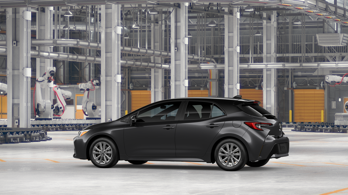 New 2026 Magnetic Gray Metallic with Midnight Black Metallic roof <sup>1</sup> Toyota  SE image 7
