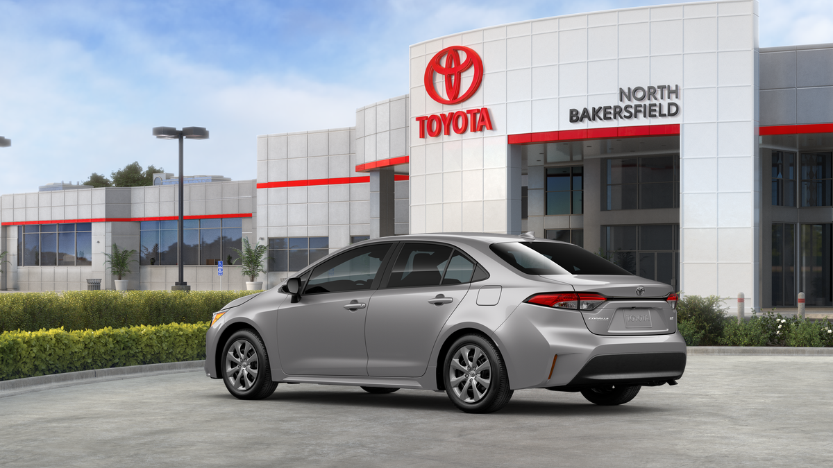 2025 Toyota Corolla LE photo 7