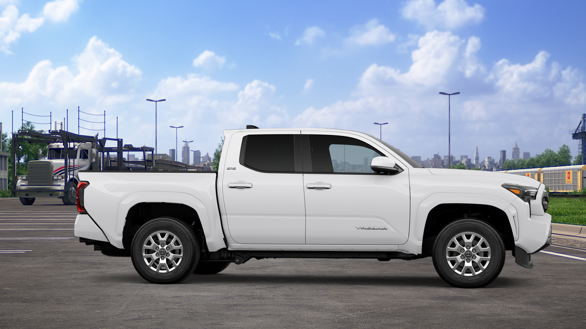 2025 Toyota Tacoma SR5 Double Cab photo 13