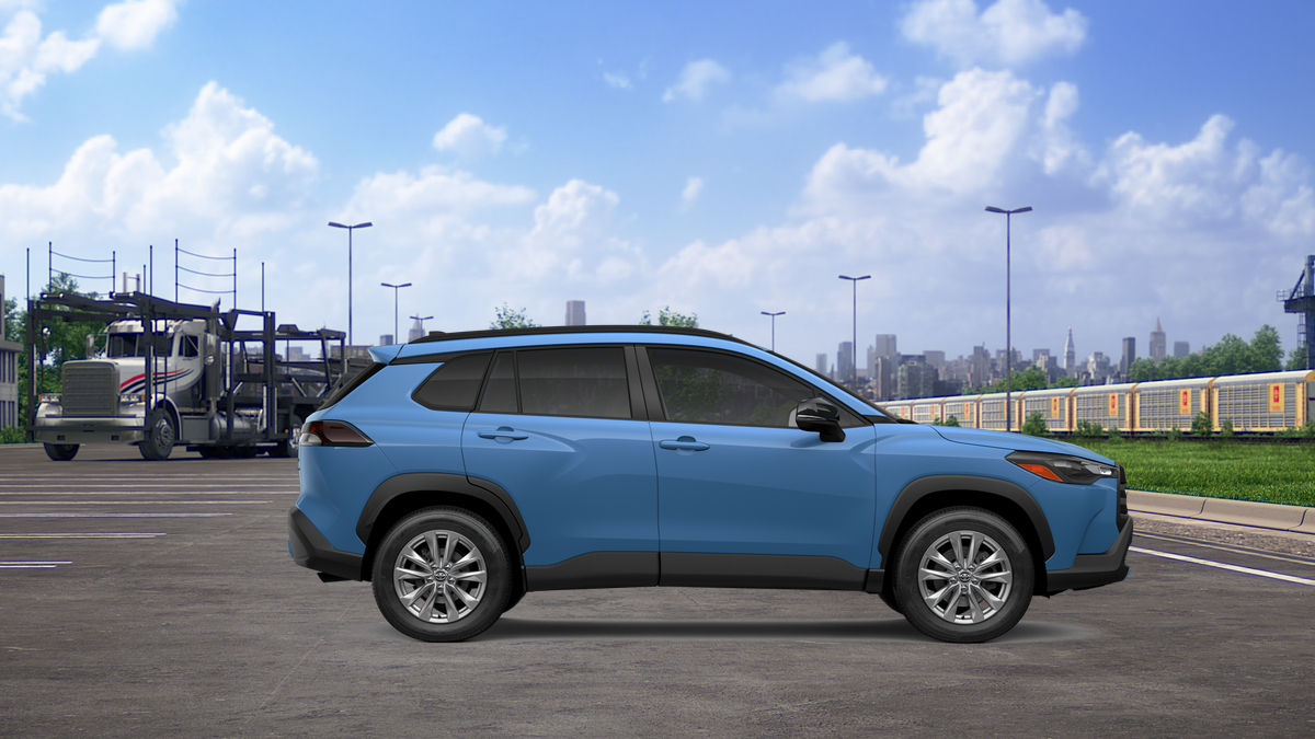 2026 Toyota Corolla Cross LE photo 9
