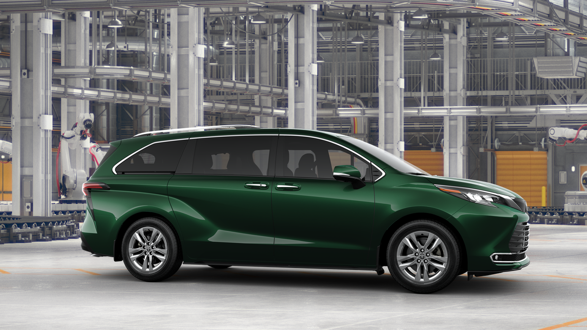 2025 Toyota Sienna Limited photo 15