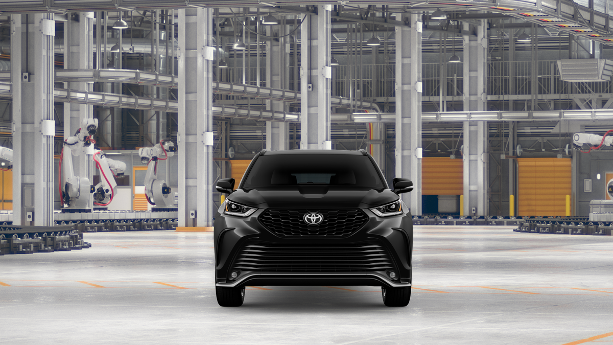 New Midnight Black Metallic 2026 Toyota Highlander XSE for Sale in