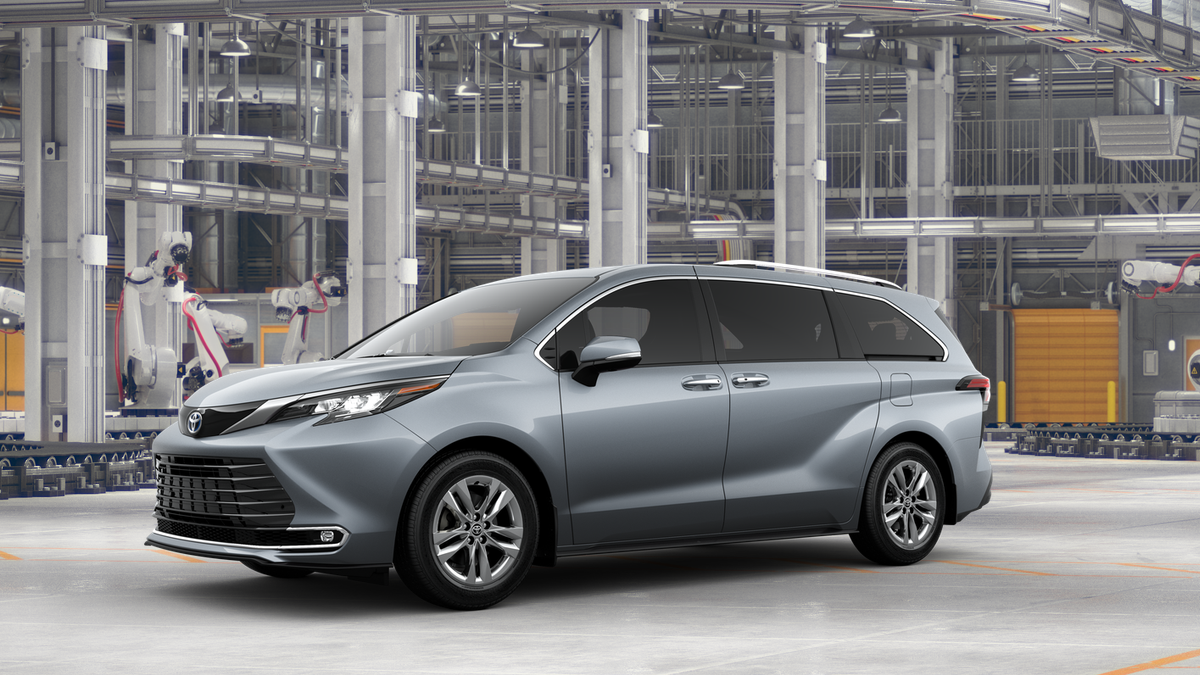2025 Toyota Sienna Limited photo 4