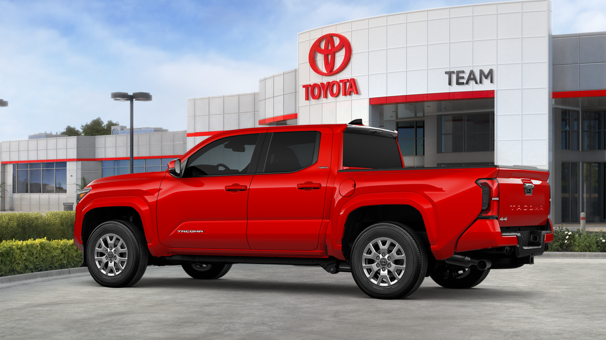2026 Toyota Tacoma SR5 - Photo 7