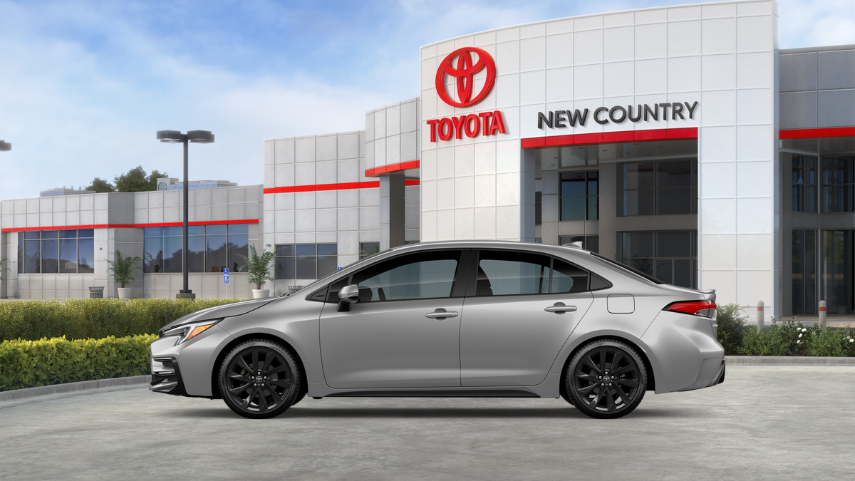 2026 Toyota Corolla SE photo 3