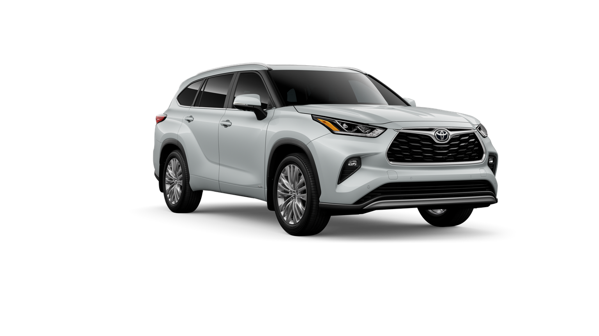 New 2026 Wind Chill Pearl <sup>1</sup> Toyota  Platinum image 17