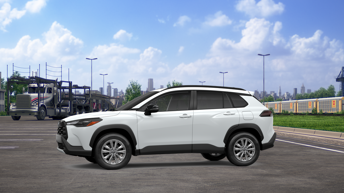 New 2026 Wind Chill Pearl <sup>1</sup> Toyota  LE image 5