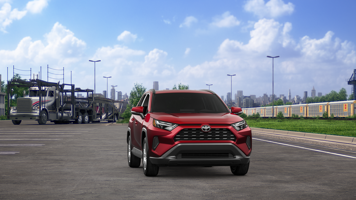 2025 Toyota RAV4 XLE photo 16