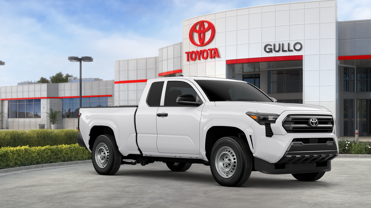 New 2026 Ice Cap Toyota  SR image 17