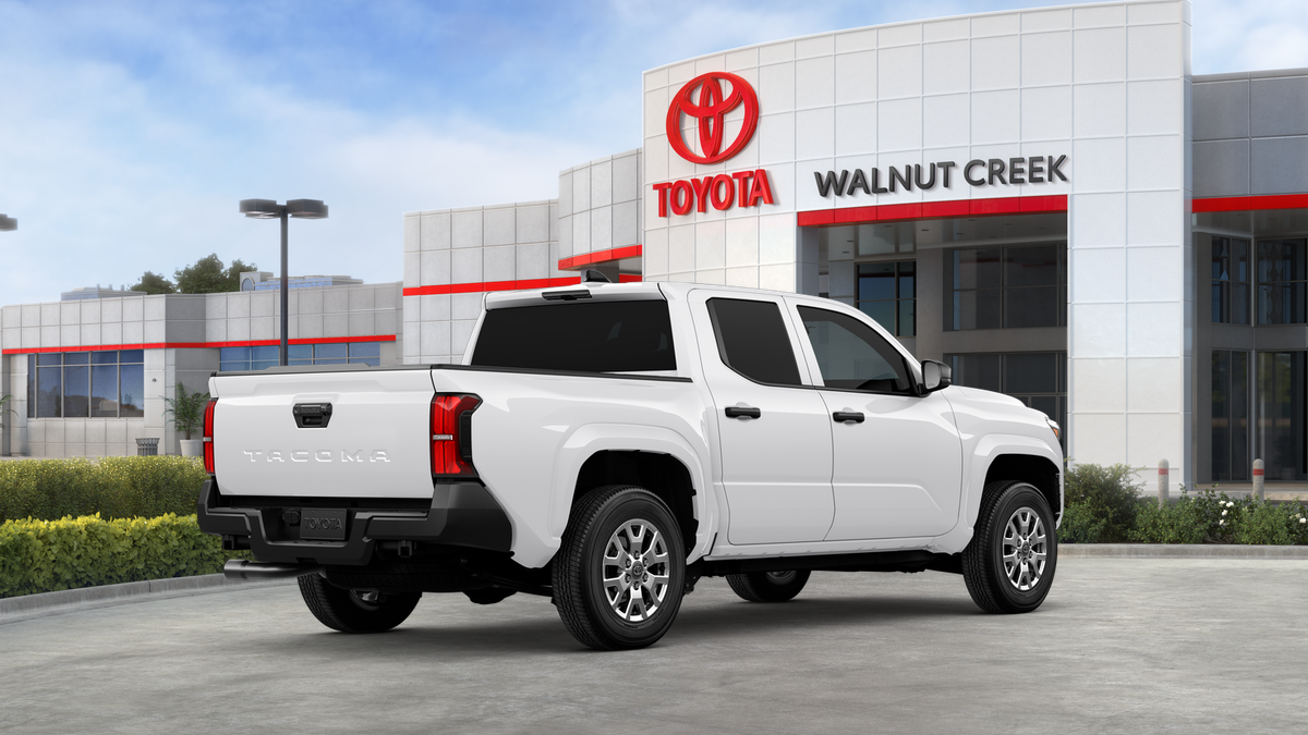 2025 Toyota Tacoma SR - Photo 12