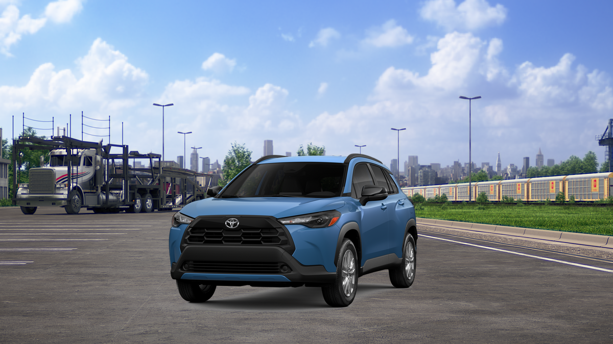 2026 Toyota Corolla Cross LE photo 15