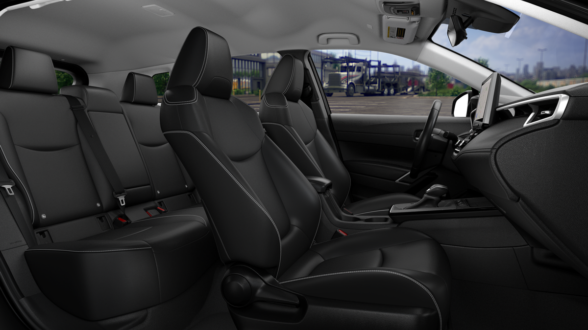 2026 Toyota Corolla Cross XLE photo 20