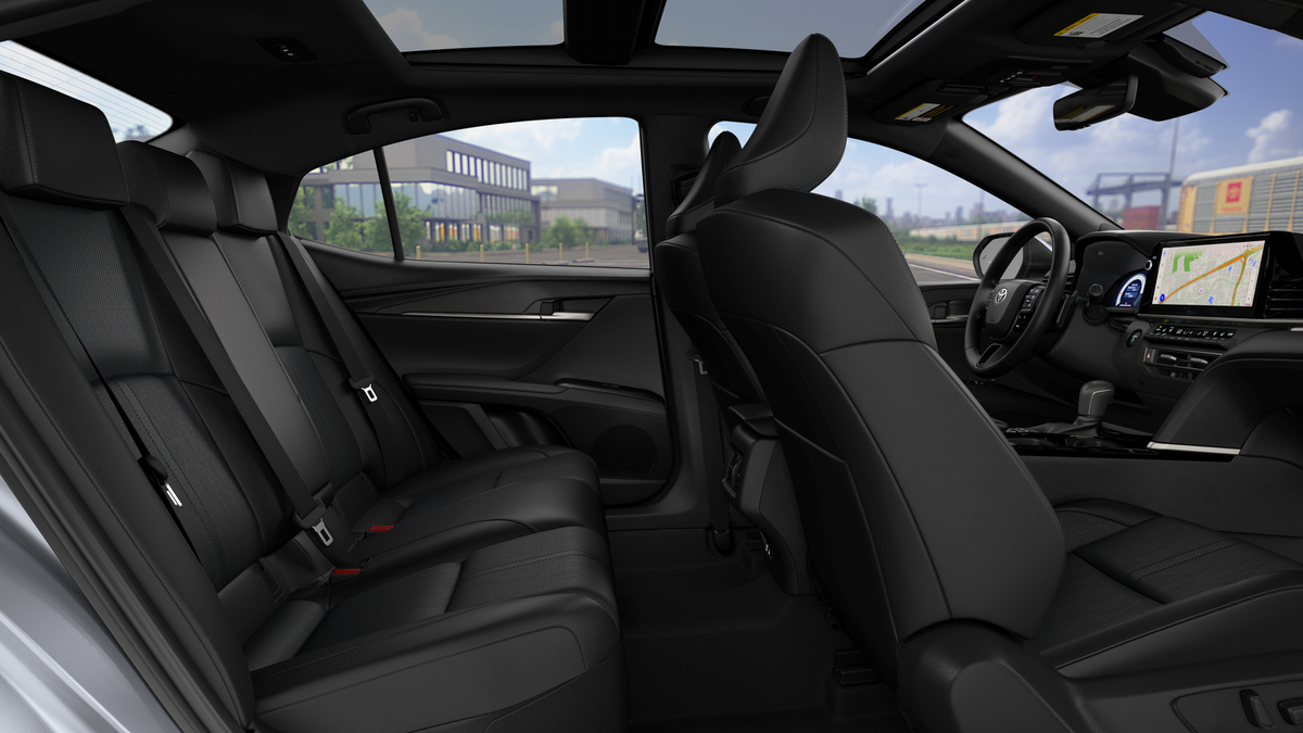 2025 Toyota Camry XSE photo 14