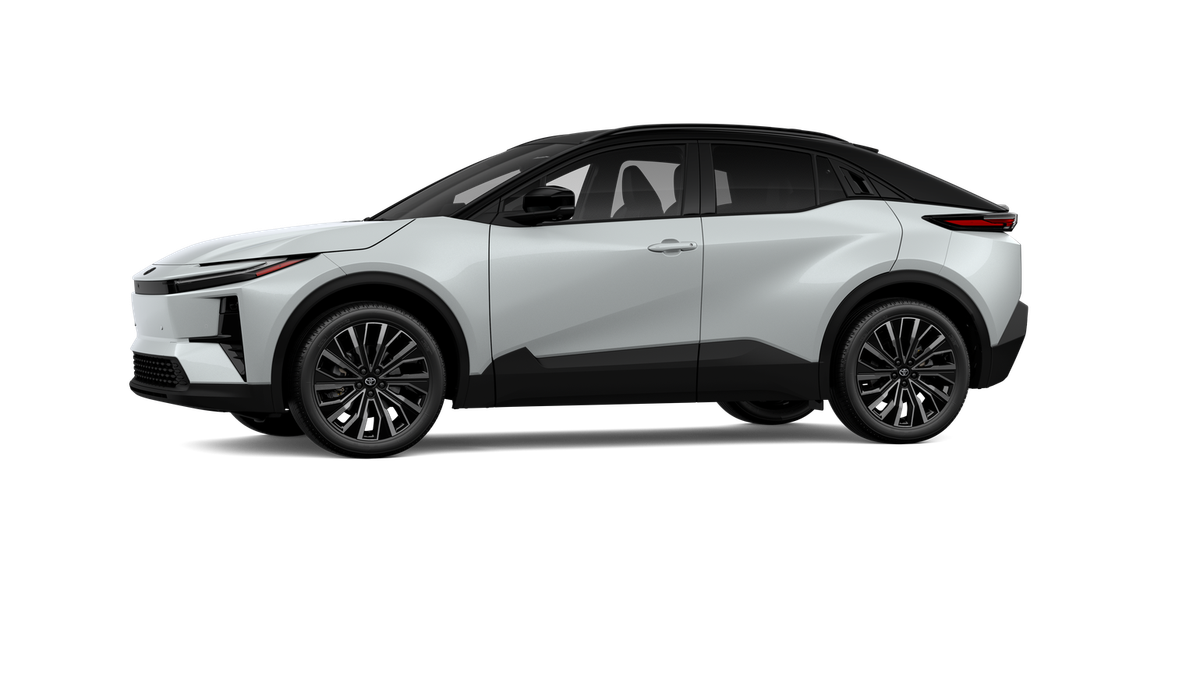New 2026 Wind Chill Pearl with Midnight Black Metallic roof <sup>1</sup> Toyota  XSE image 5
