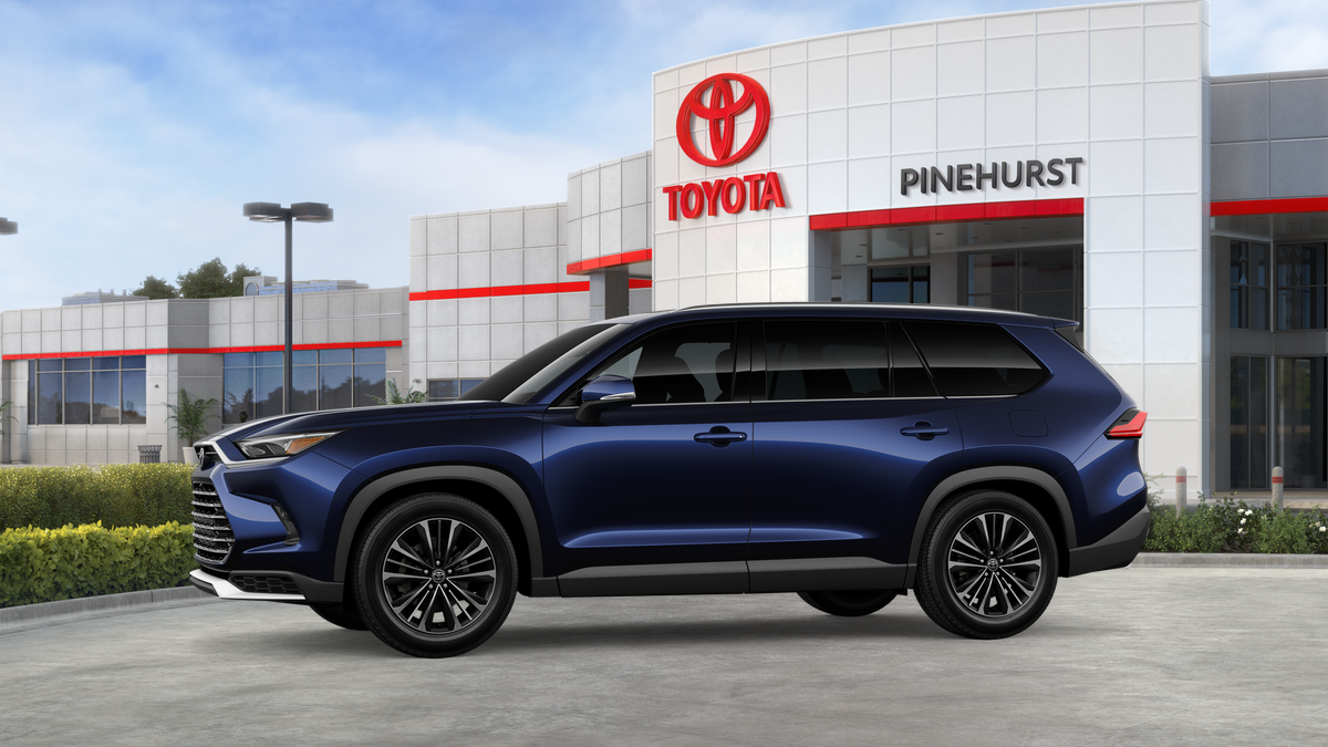 New 2026 Toyota Grand Highlander Hybrid SUV