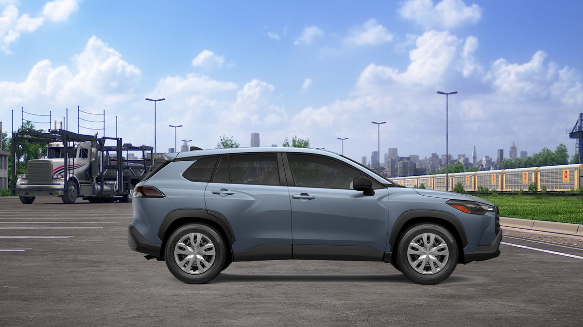 2026 Toyota Corolla Cross L photo 6