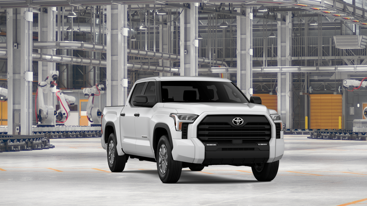 2026 Toyota Tundra SR5 CrewMax photo 16