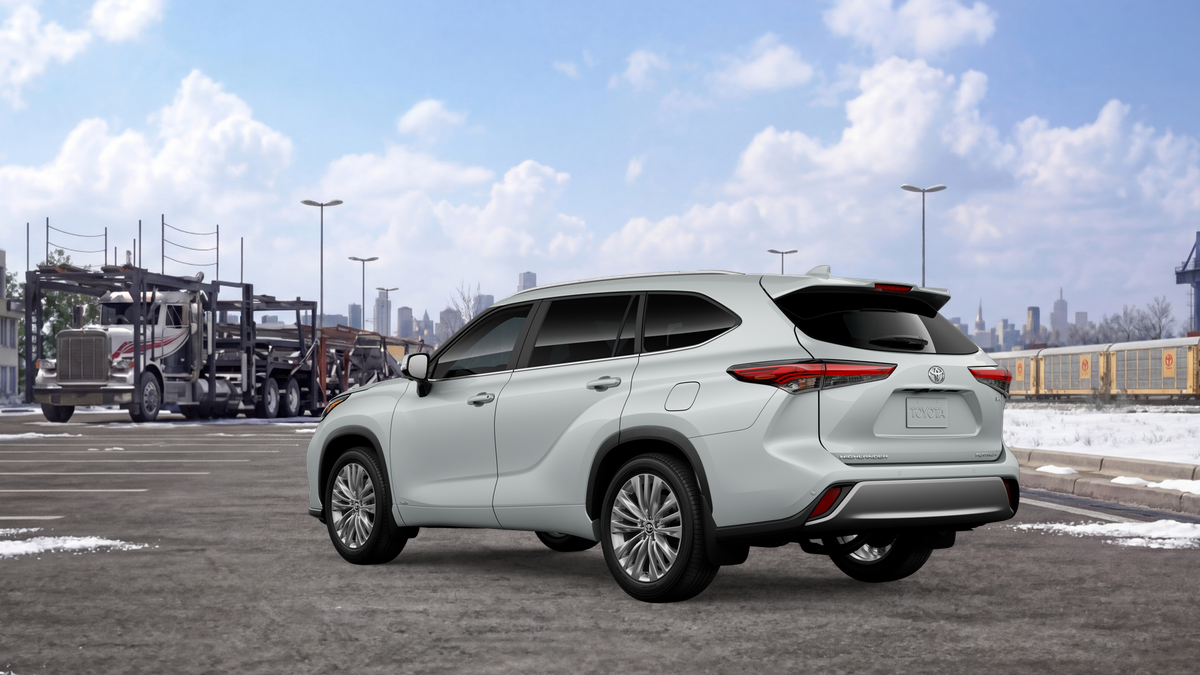New 2026 Wind Chill Pearl <sup>1</sup> Toyota  Platinum image 8