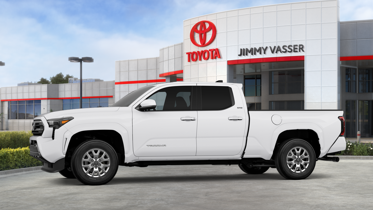 2025 Toyota Tacoma SR5 Double Cab photo 3