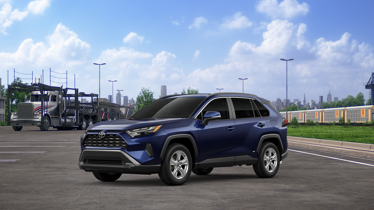 2025 Toyota RAV4 Hybrid XLE photo 4
