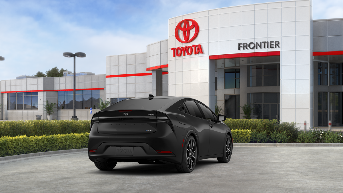 Prius Plug-in Hybrid XSE Premium 2.0L 4-Cyl. ECVT FWD [8]