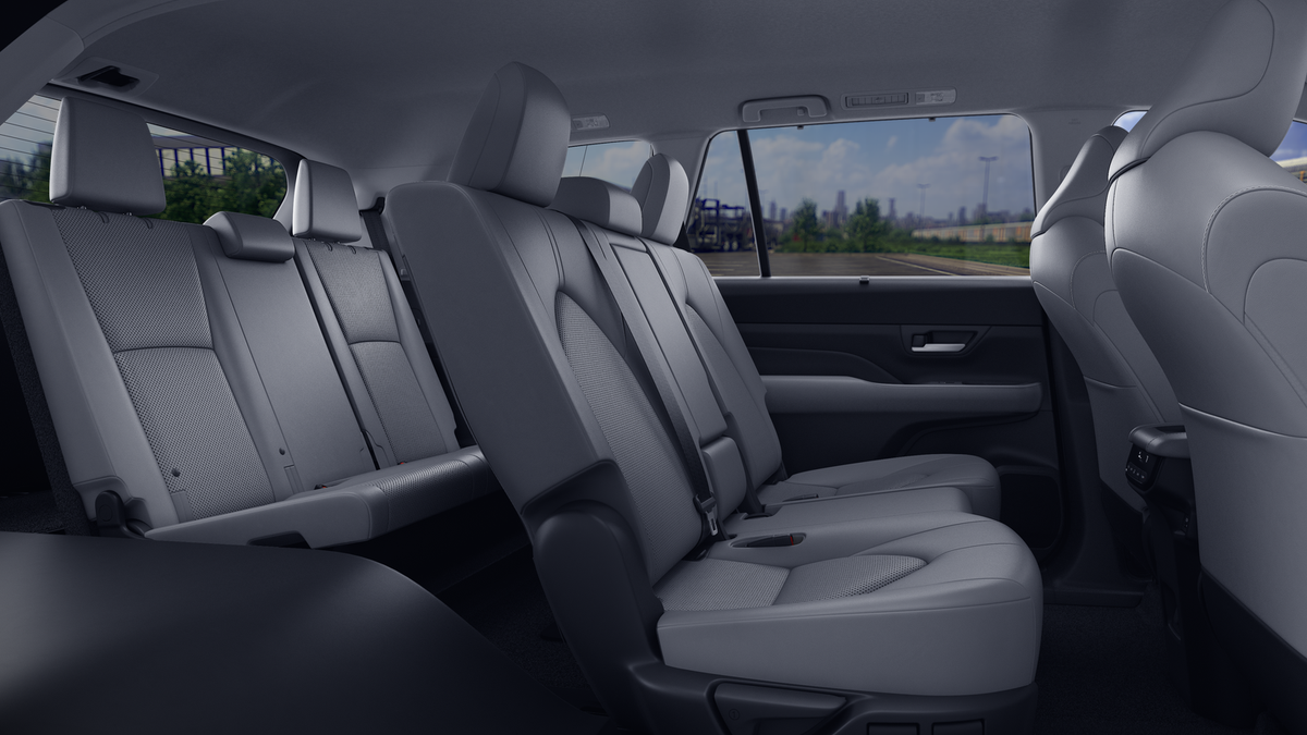 2026 Toyota Grand Highlander XLE photo 20