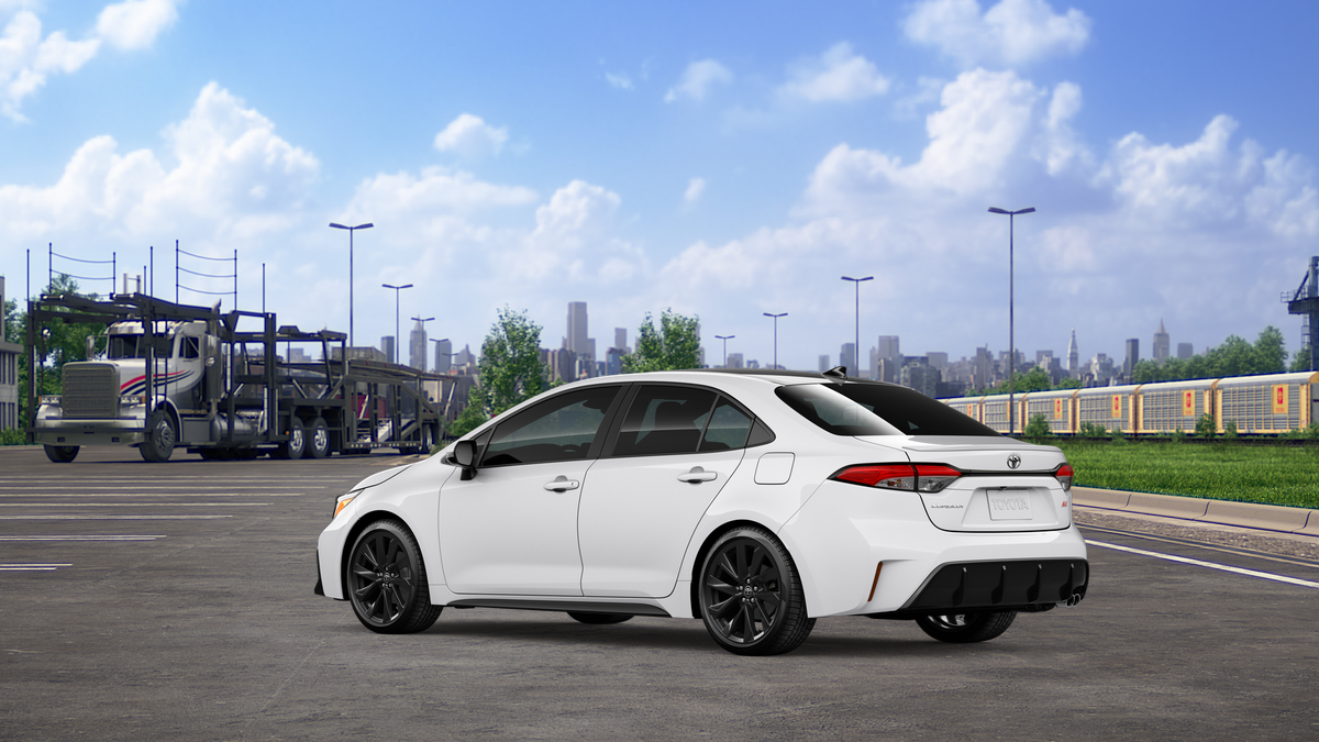 2026 Toyota Corolla SE photo 4