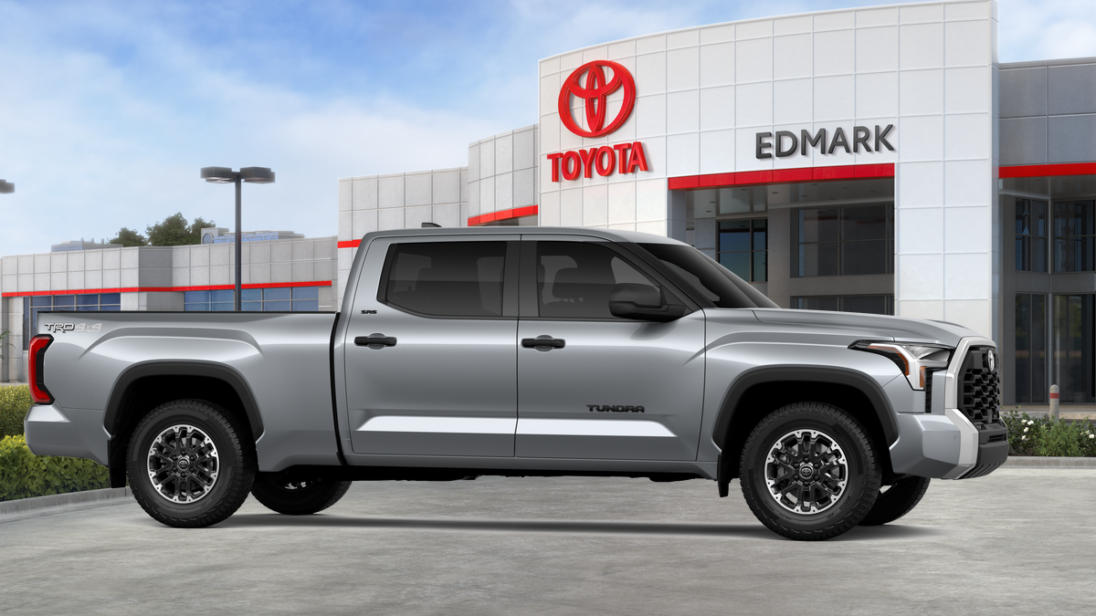 New 2026 Celestial Silver Metallic Toyota  SR5 image 35